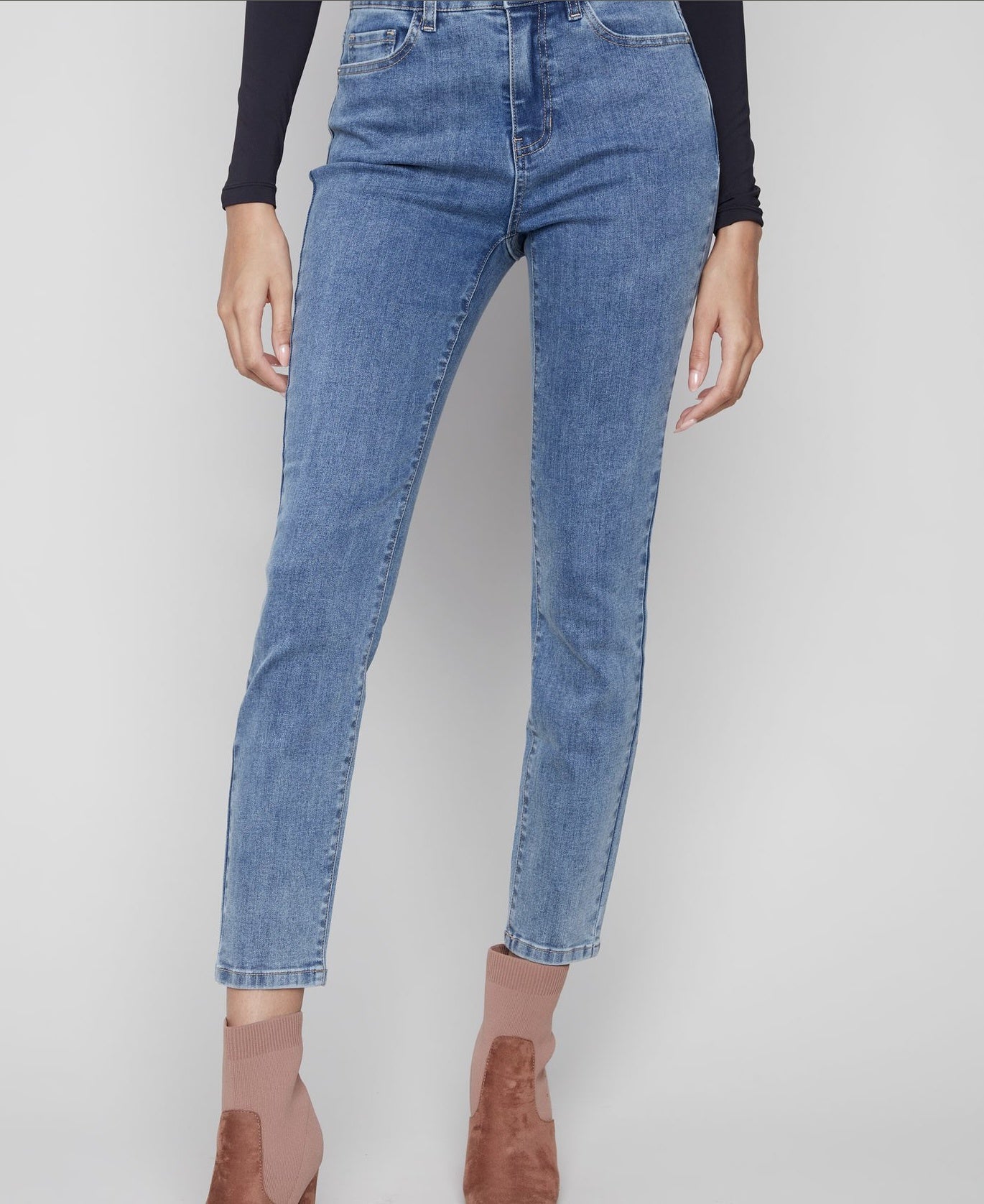 Charlie B Jeanc5628J