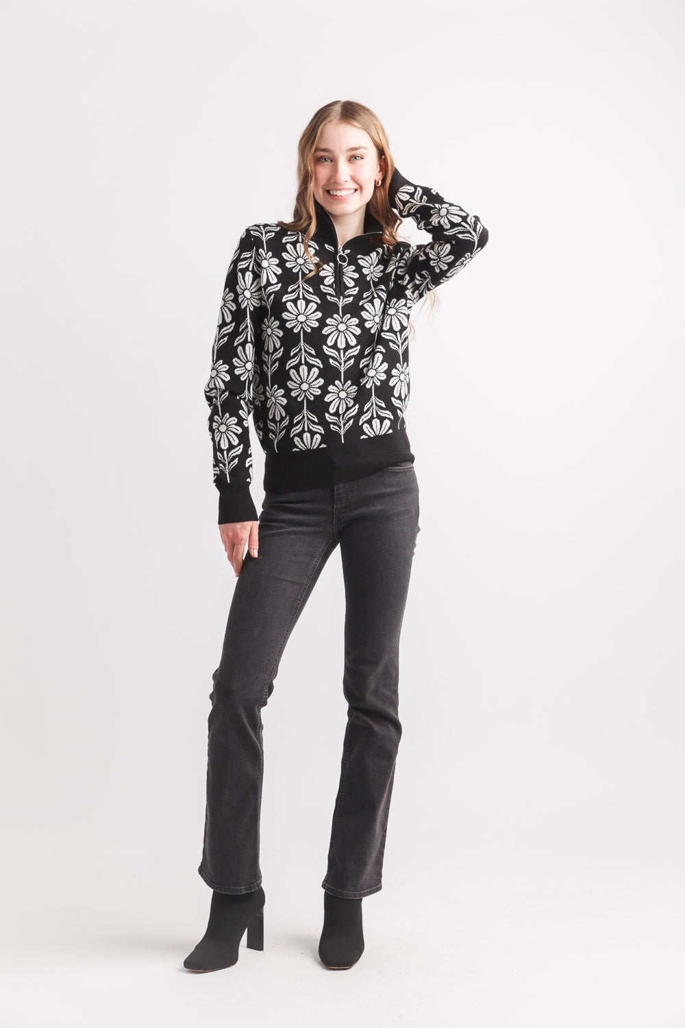 Papillon daisy knit sweater ST-19270