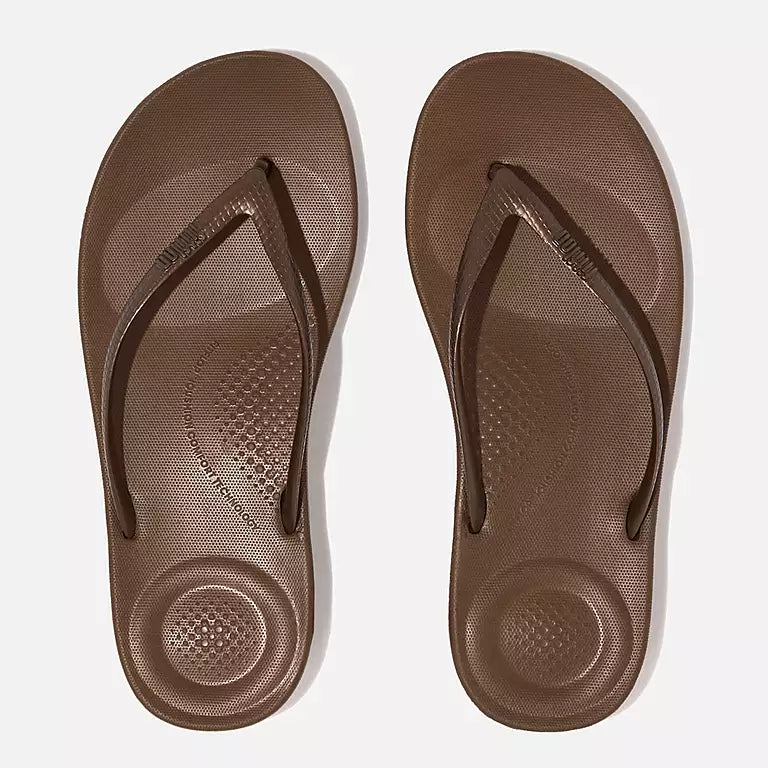 IQUSHION ergonomic flip-flops